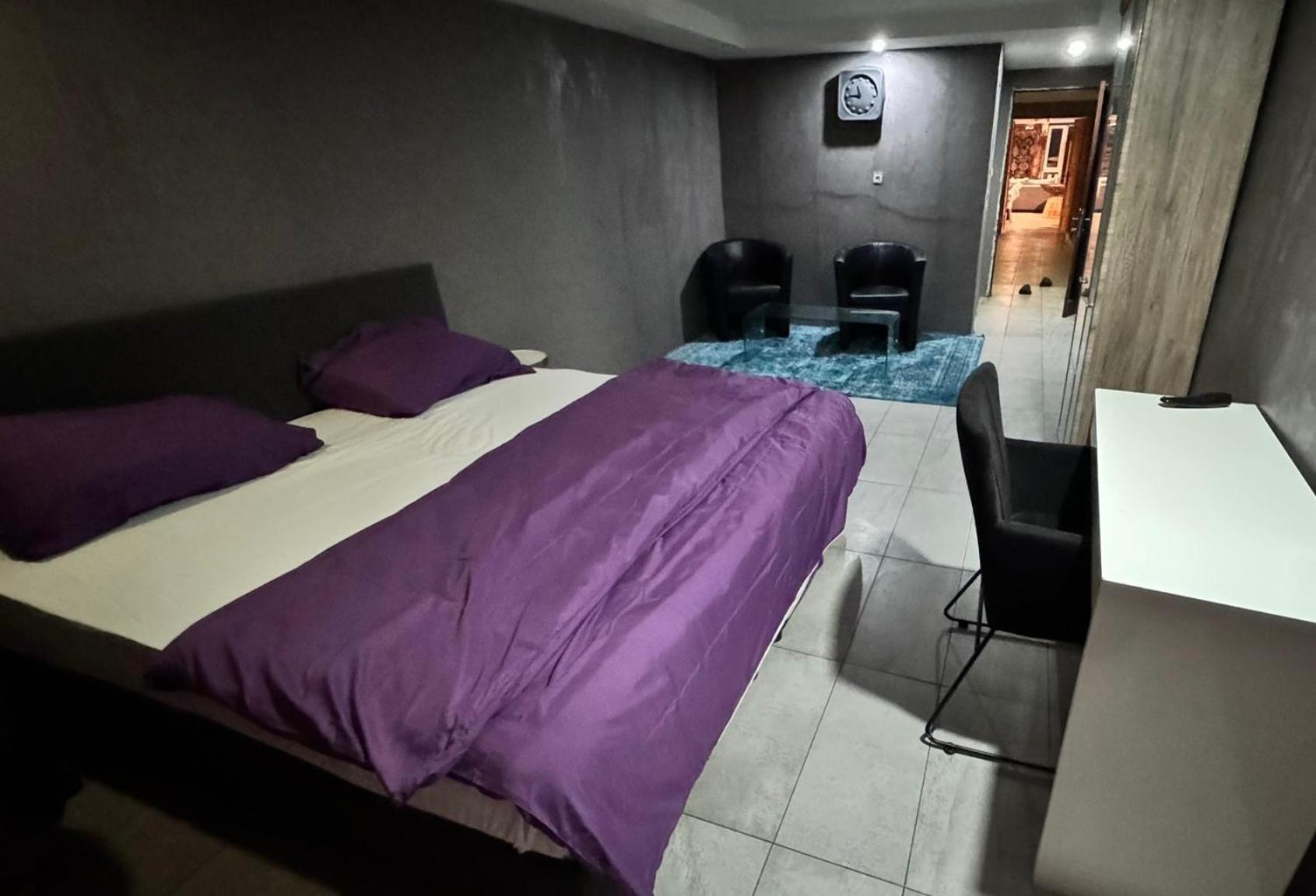 Mai Hotel Conakry Esterno foto