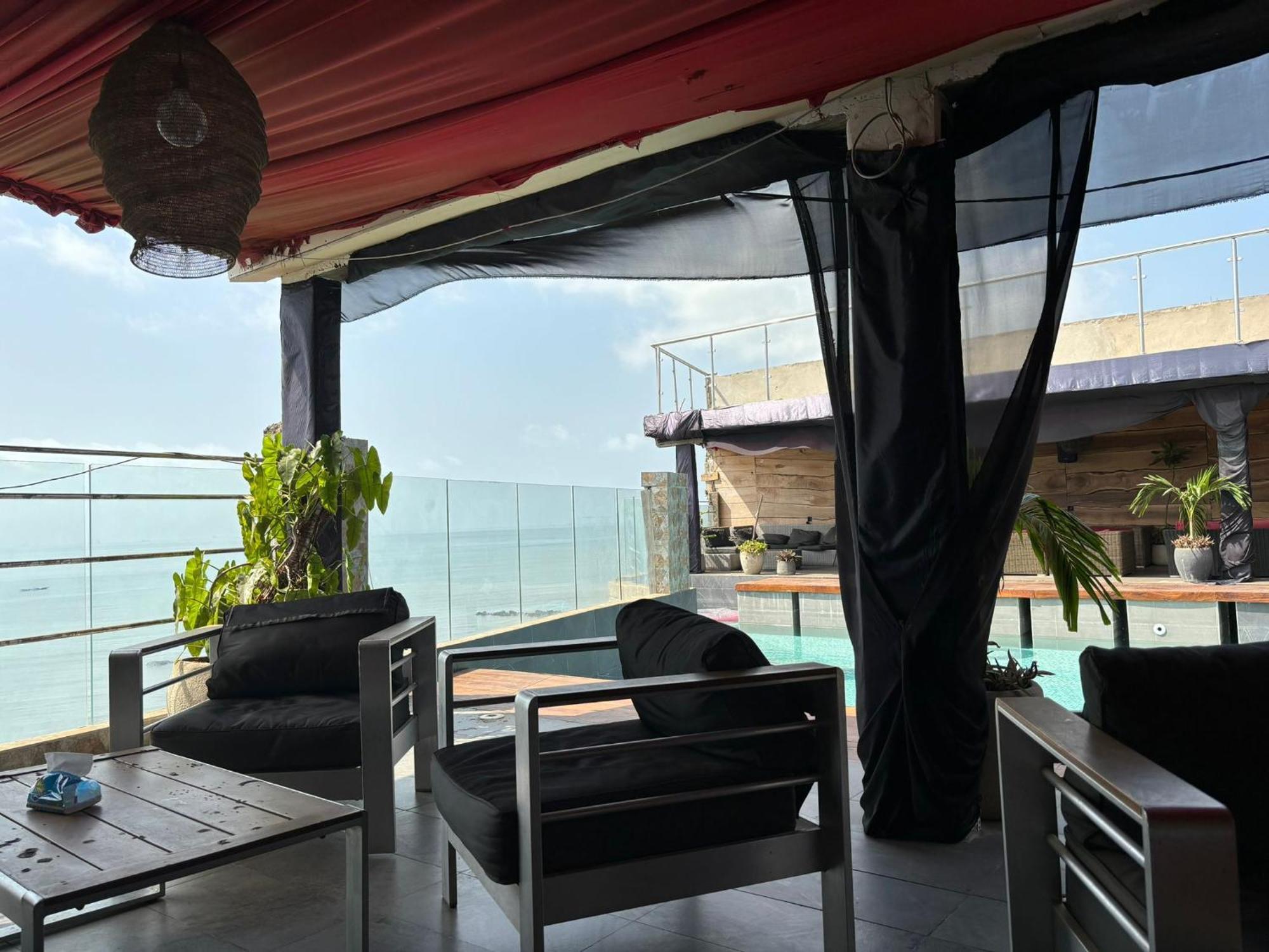Mai Hotel Conakry Esterno foto