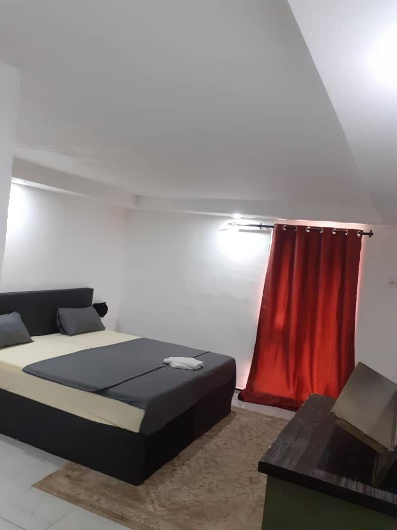 Mai Hotel Conakry Esterno foto