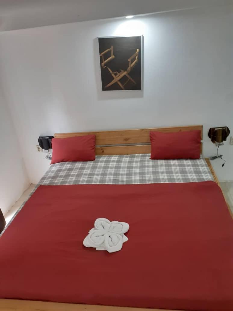 Mai Hotel Conakry Esterno foto